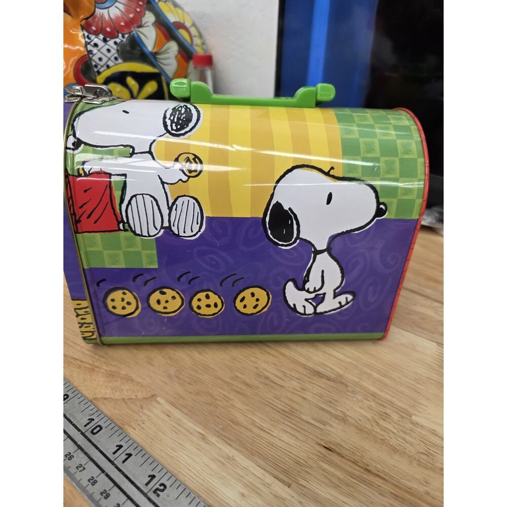 Snoopy Mailbox Style Lunch Box Multicolor - Picture 2 of 9
